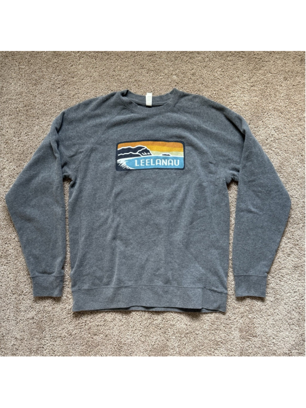 Leelanau Women Grey Crewneck Size L